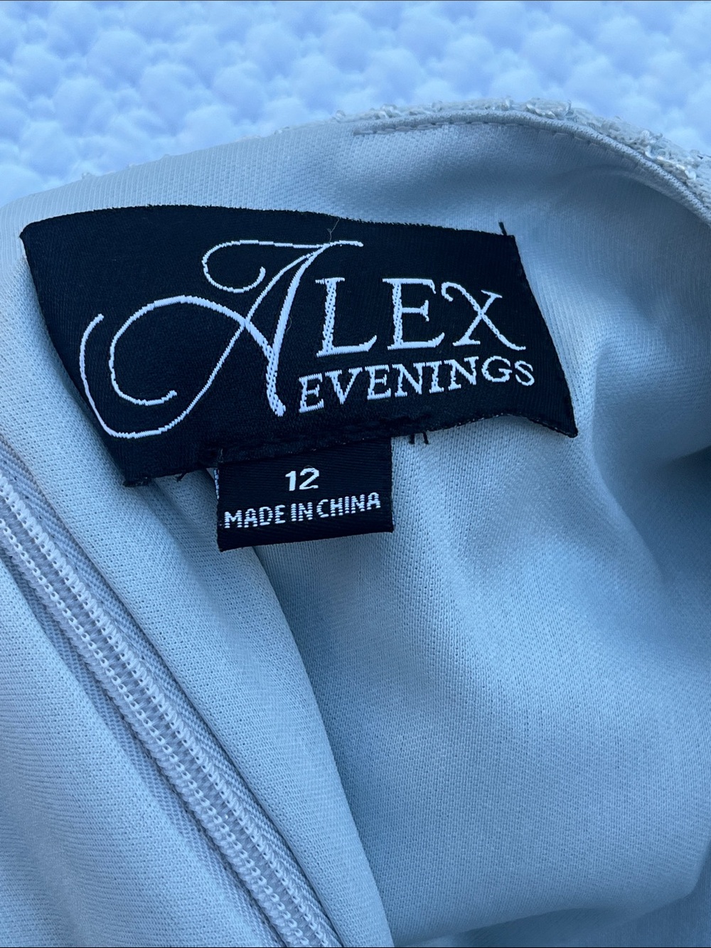 Alex Evenings 12 Silver Sequin Lace Mermaid Evening dress  mother of the bride - Picture 8 of 9